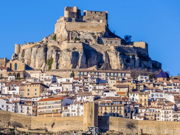 🏰🌄¡Descubre el encanto histórico de Morella en el Hotel del Pastor! 🏰🌄